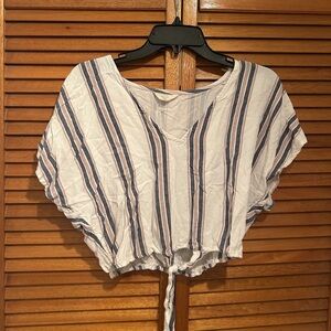 Sim and Sam Women’s Blue and White Beachy Cropped Tie Top Sz S